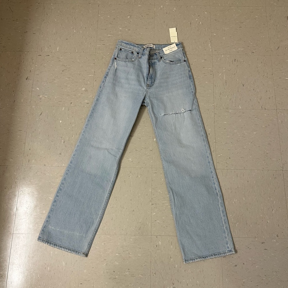 Abercrombie High Rise 90s Relaxed Jean